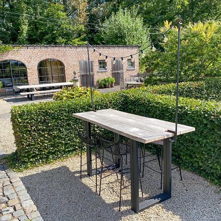 Gastenhuis Prachtige Historische Vierkant Hoeve Broechem المظهر الخارجي الصورة