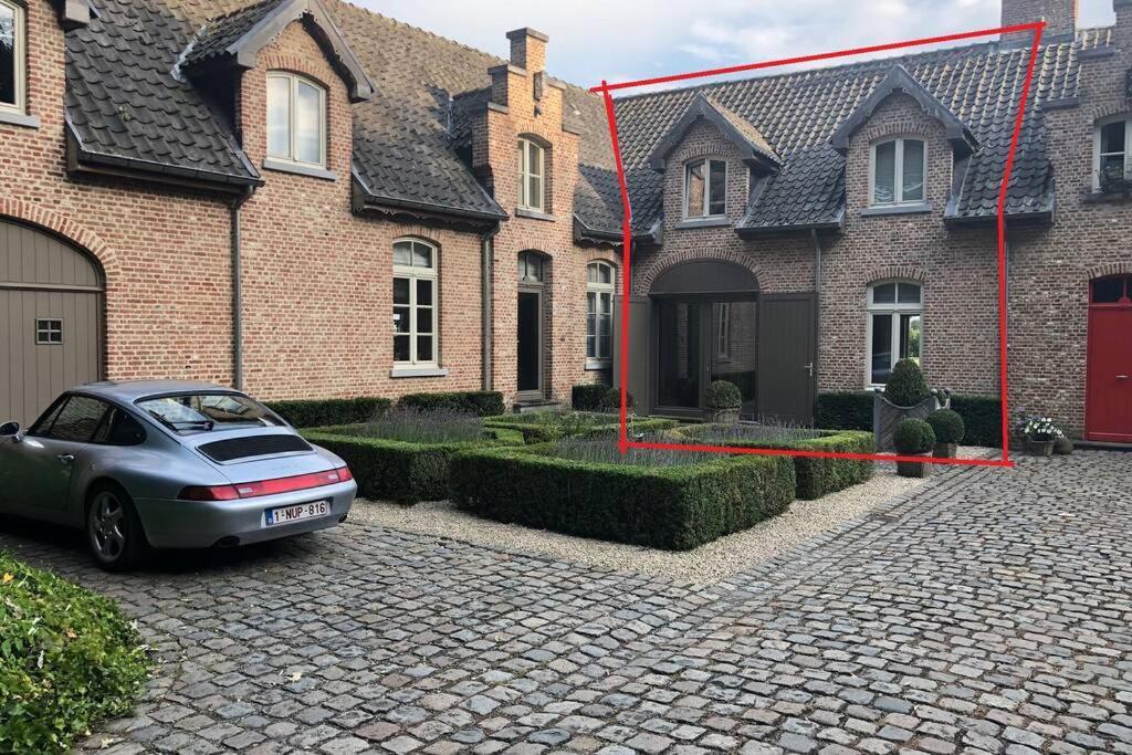Gastenhuis Prachtige Historische Vierkant Hoeve Broechem المظهر الخارجي الصورة