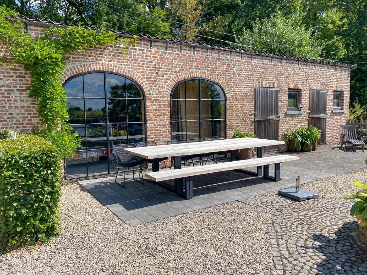 Gastenhuis Prachtige Historische Vierkant Hoeve Broechem المظهر الخارجي الصورة